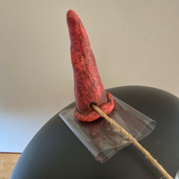 Porcelain devil horns with twine. Renaissance fair attire. - Picture 4 of 7